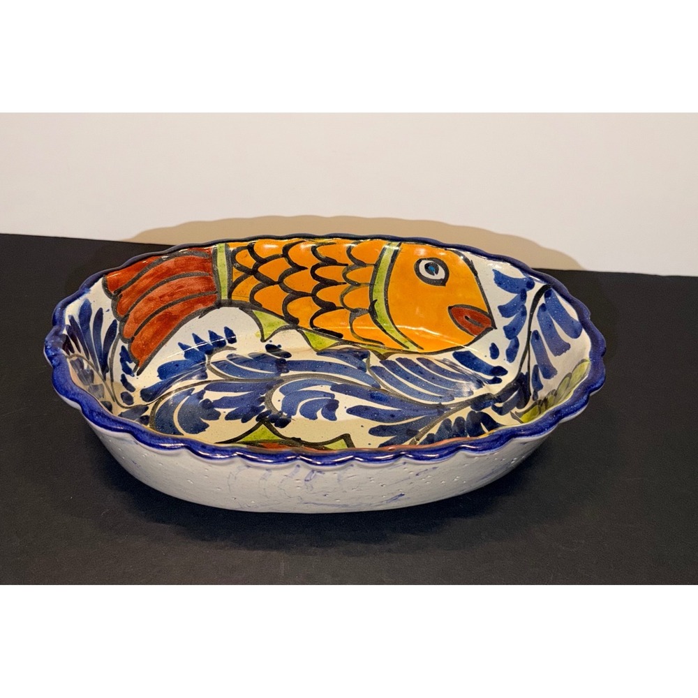 Talavera Mexican Pottery Fish Oval Serving Bowl Scalloped Rim Hand Painted 9.5in